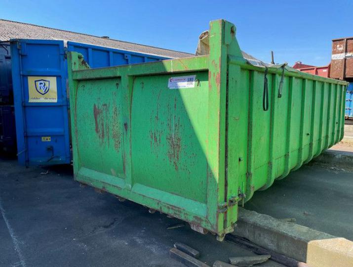 Vloeistofdichte container gebruikt